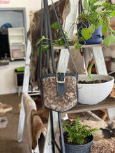 Load image into Gallery viewer, Medusa cross body bag